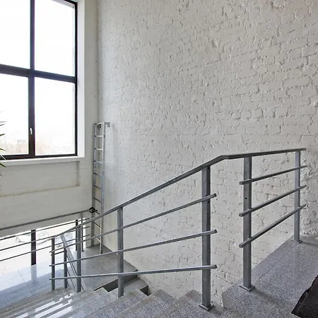 Soho 65 Loft Apartment *